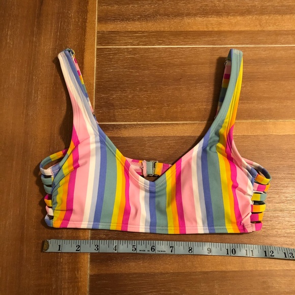 EUC rainbow striped bikini top adjustable straps - Picture 3 of 4